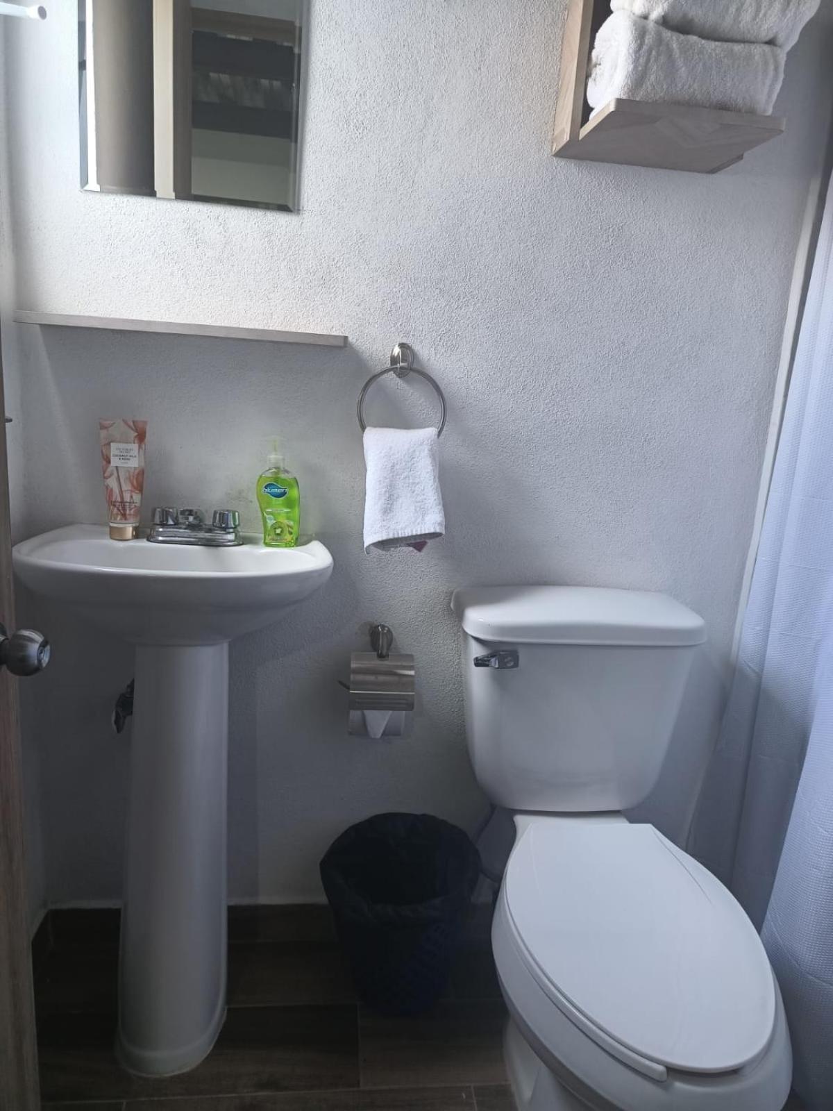 Habitación en casa particular Sol Y Luna Morelia